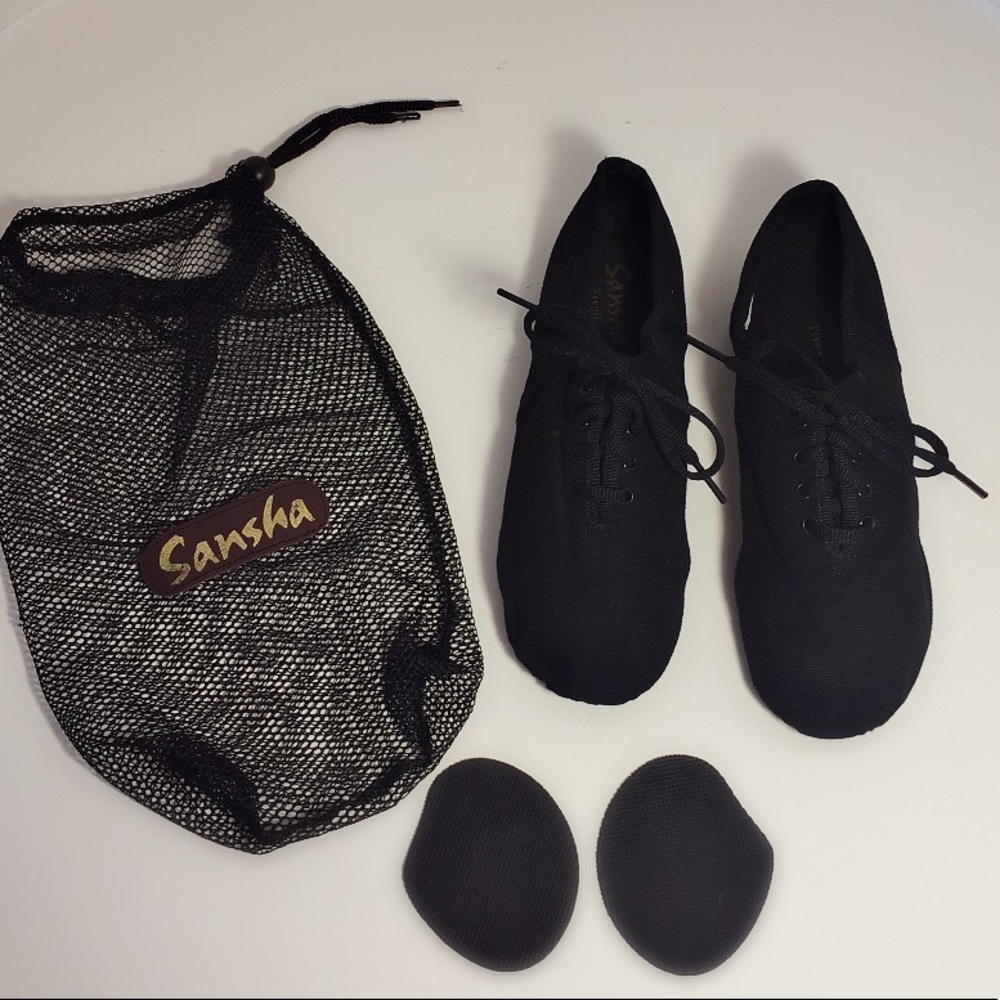 Sansha Tívoli lace-up canvas jazz shoes